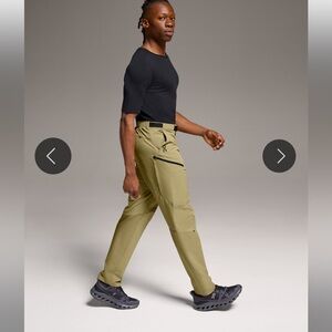 On Trek Pants  Men's Mustard Size M Excellent Condicion